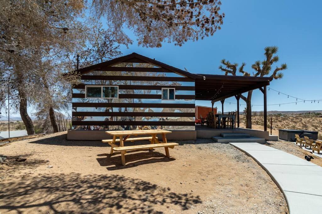 The Invisible Wind Cabin- Joshua Tree Amazing View Yucca Valley Eksteriør bilde